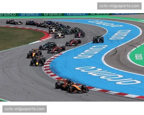 沙特站正赛：维斯塔潘一骑绝尘，中游集团为积分陷入缠斗