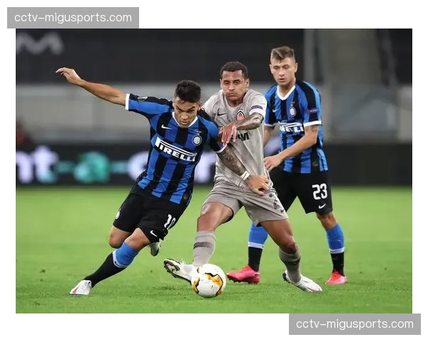 本赛季意甲场均进球数略有下降,媒体关联至防守战术的盛行 本赛季意甲场均进球数略有下降,媒体关联至防守战术的盛行